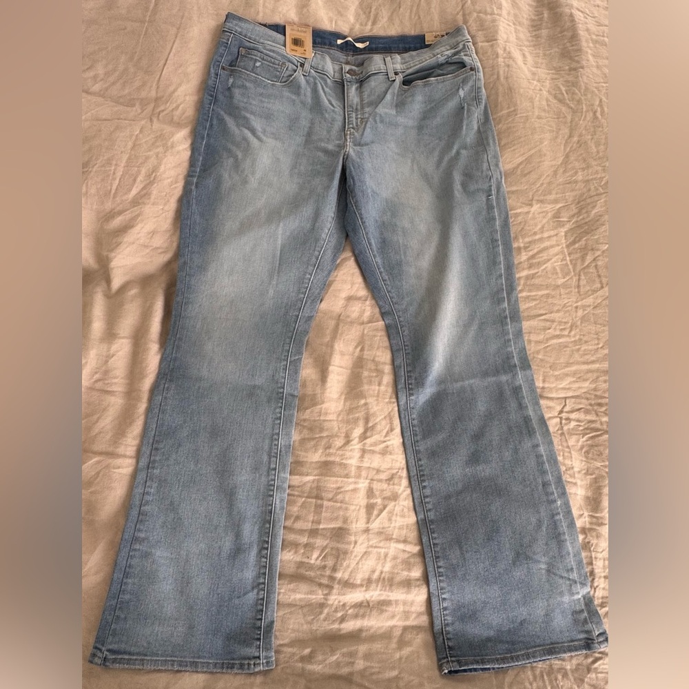 Women's Levi’s Light Blue Jeans